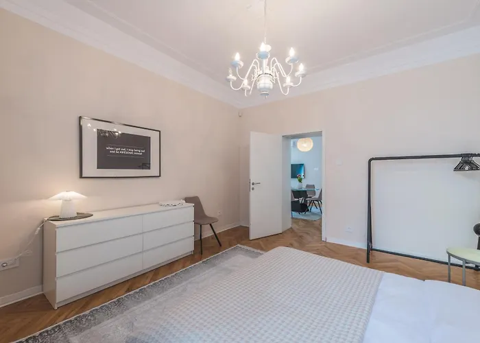 Apartman Harmony 1 *